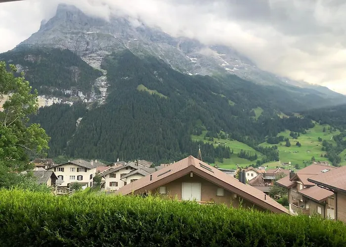 Beautiful 2 In A Location דירה